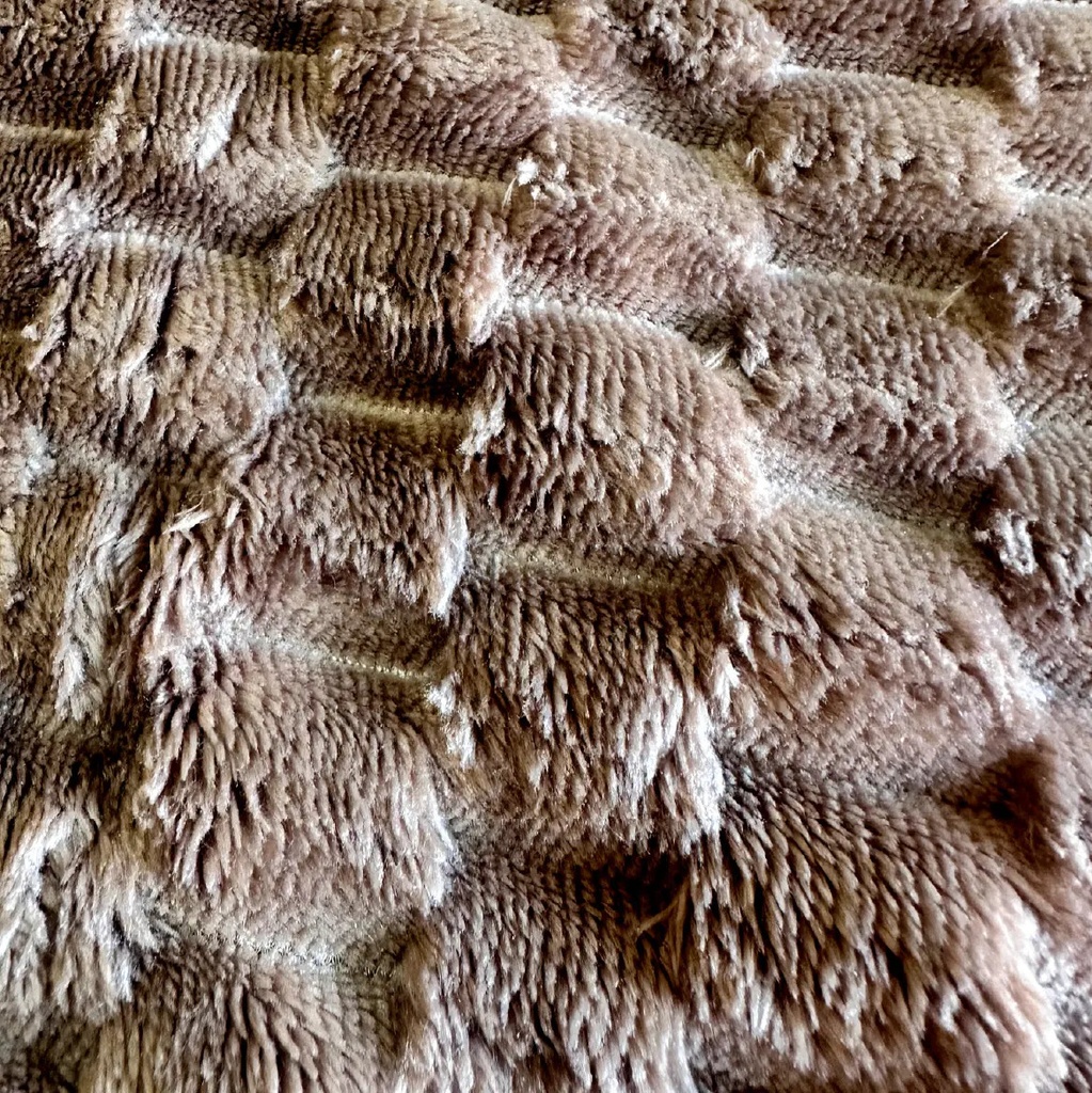 Frazada Corderito 200x230cm Dakota Invierno 2kg Color Marrón