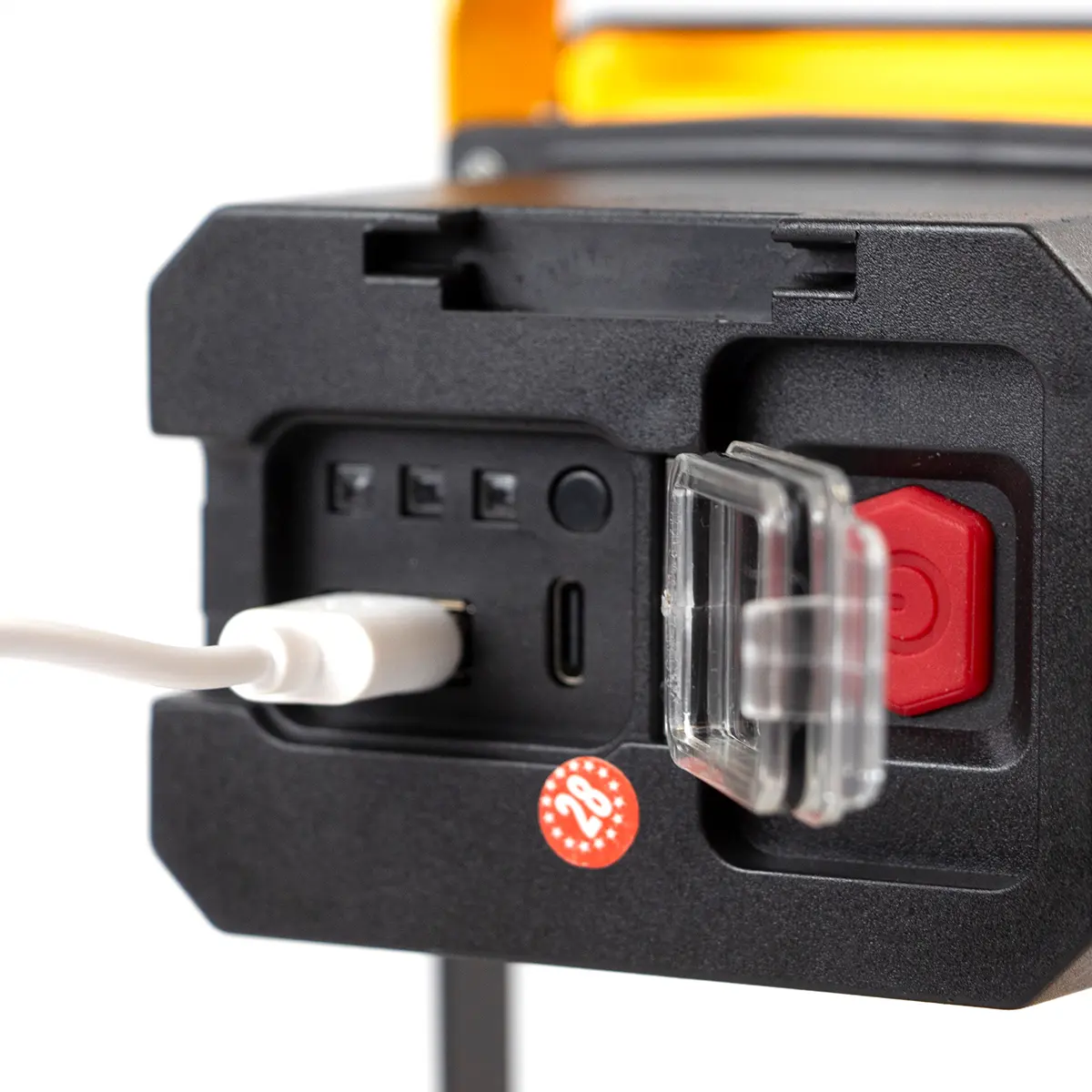 Reflector Led 30w Dakota Portátil Usb Con 3 Modos Luz Alta Medio Bajo Negro/amarillo Blanca