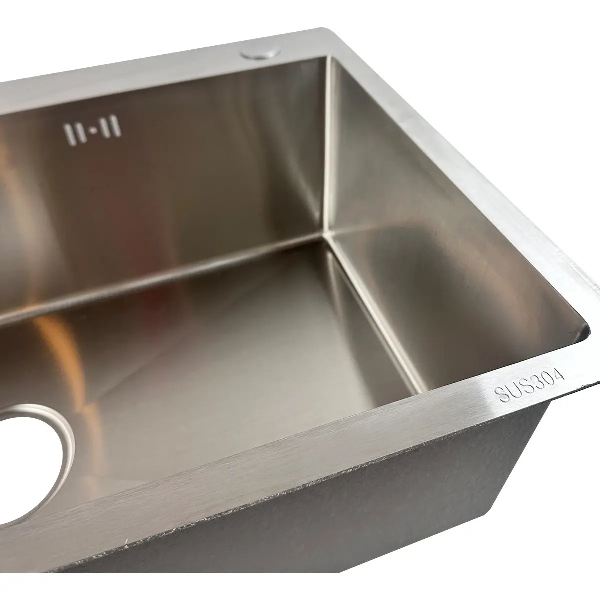 Bacha De Cocina Dakota Pileta Simple En Acero Inoxidable Con Accesorios Plateado