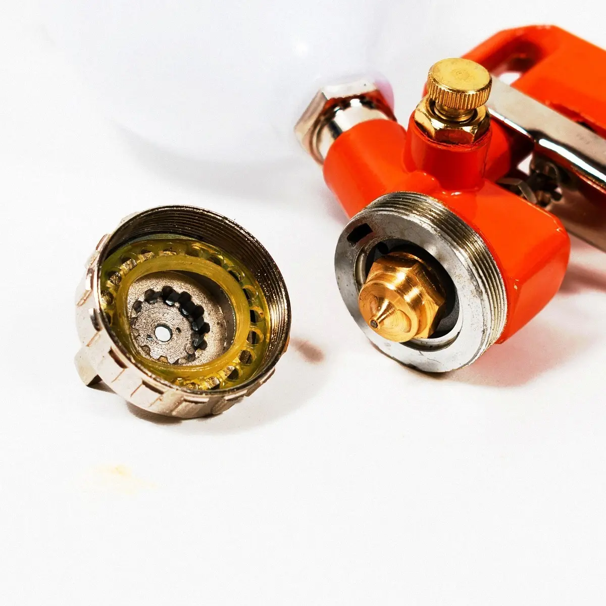 Pistola Soplete Pintar Hamilton Pg100 Hvlp 600/cc Pico 1,5mm Color Naranja
