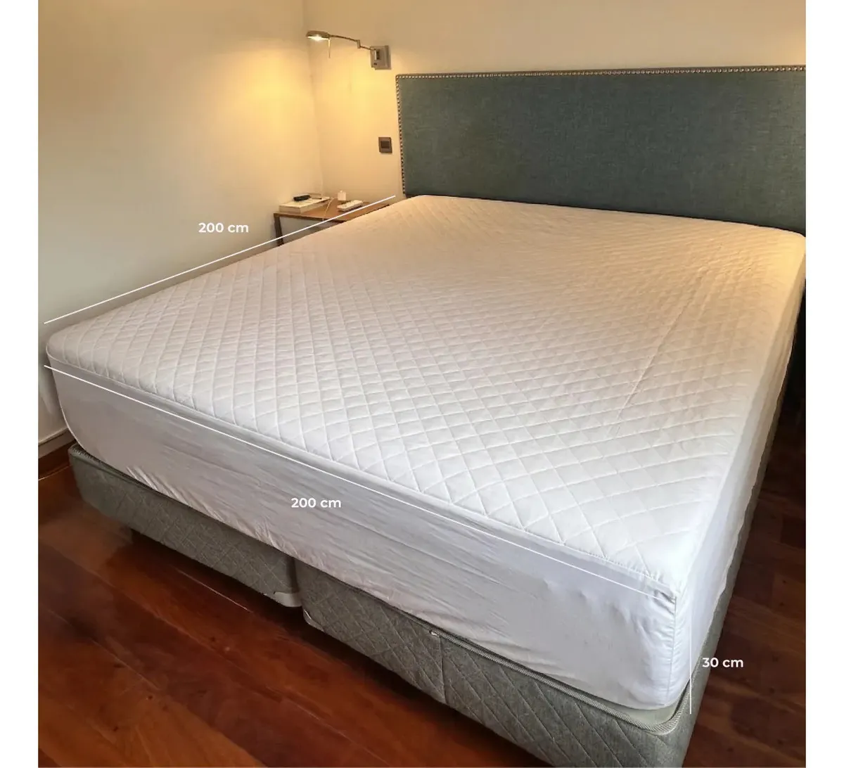 Combo Cubre Colchón Impermeable King + Juego Sábanas King Azul 600 Hilos Premium Liso