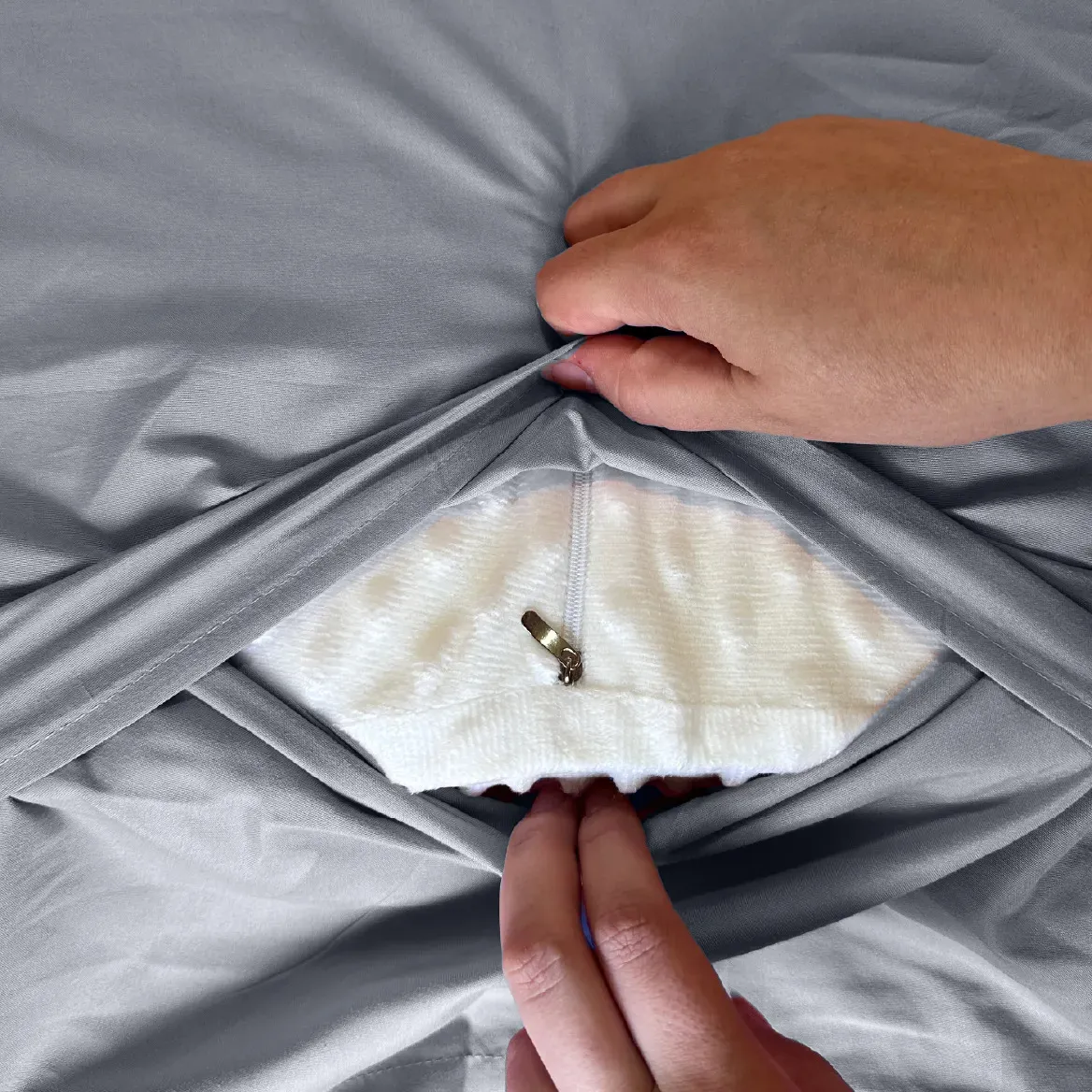 Combo 2 Juegos De Sábanas King Size Lisas Suaves Con Ajustable Y Fundas Ropa De Cama Premium En Color Gris Liso